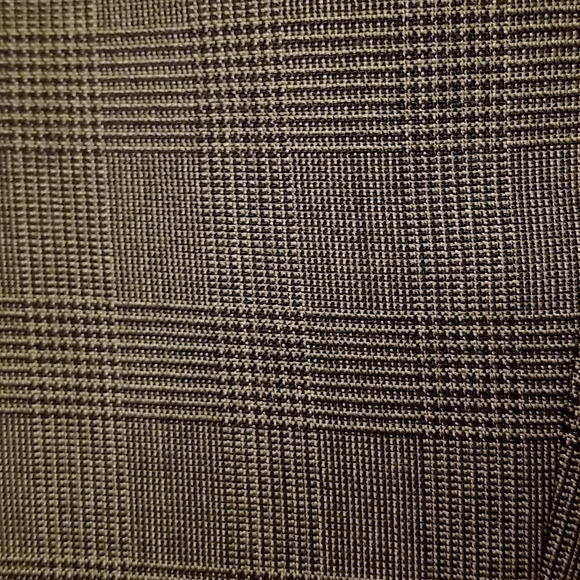 Perry Ellis Portfolio Pleated Cuffed Dress Pants in Loden Glen Plaid; Sz 33 x 30 - Picture 3 of 8